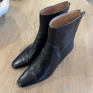 Madewell Dimes kitten heel booties. Black. 7. Worn a couple of times